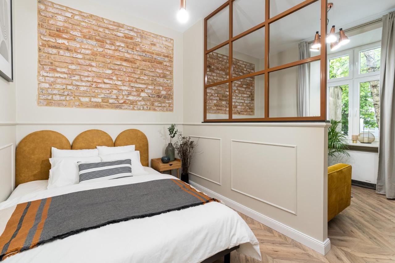 Househost Apartment : Topolowa 26/17 คราคูฟ ภายนอก รูปภาพ