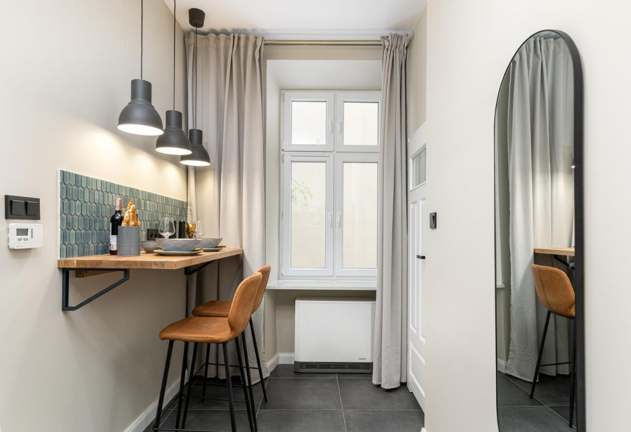 Househost Apartment : Topolowa 26/17 คราคูฟ ภายนอก รูปภาพ